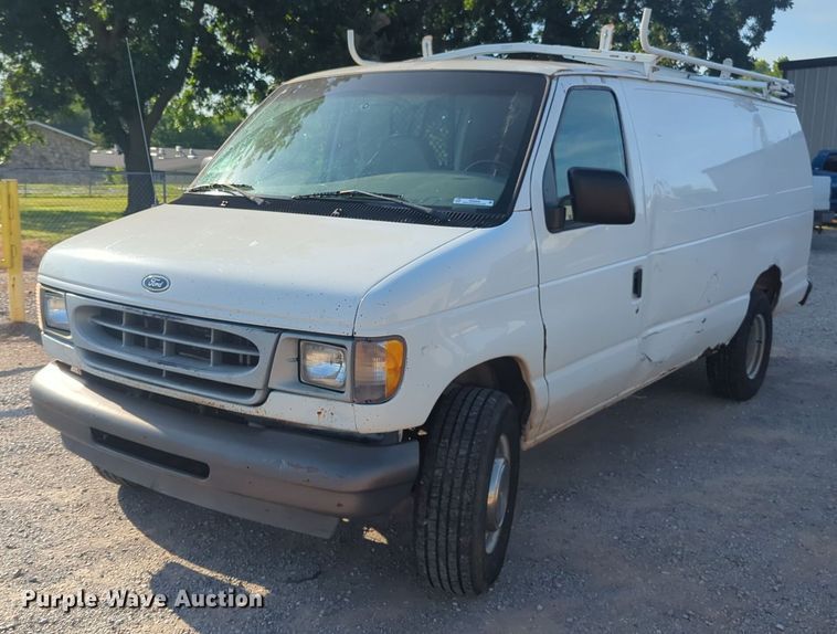 2000 Ford 25V van in Nicoma Park, OK | Item NW9636 sold | Purple Wave