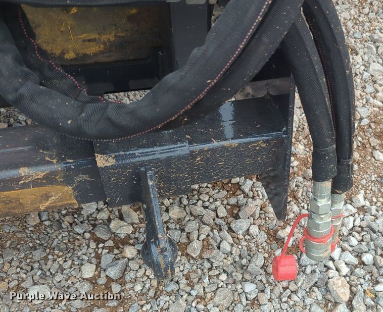 image for item NW9657 2023 Land Honor PHA-16-2C skid steer three point hitch adapter