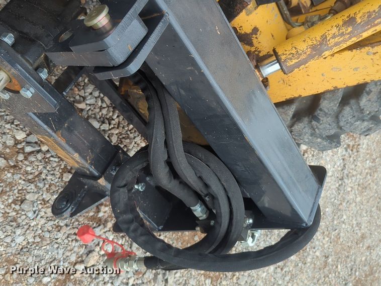 image for item NW9657 2023 Land Honor PHA-16-2C skid steer three point hitch adapter