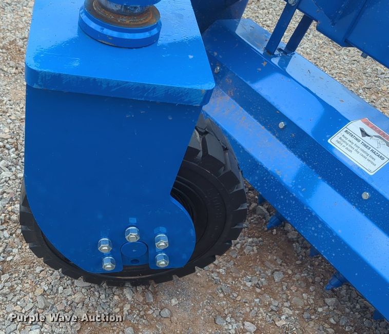 image for item NW9658 2023 Topcat SSSCR72 skid steer soil conditioner