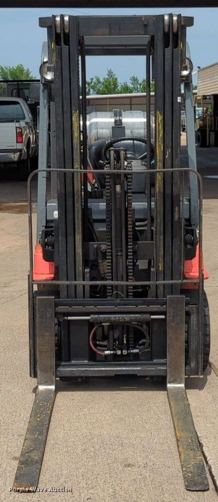 image for item NW9660 1999 Toyota 7FGCU25 forklift