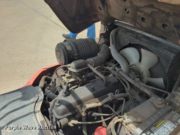 image for item NW9660 1999 Toyota 7FGCU25 forklift