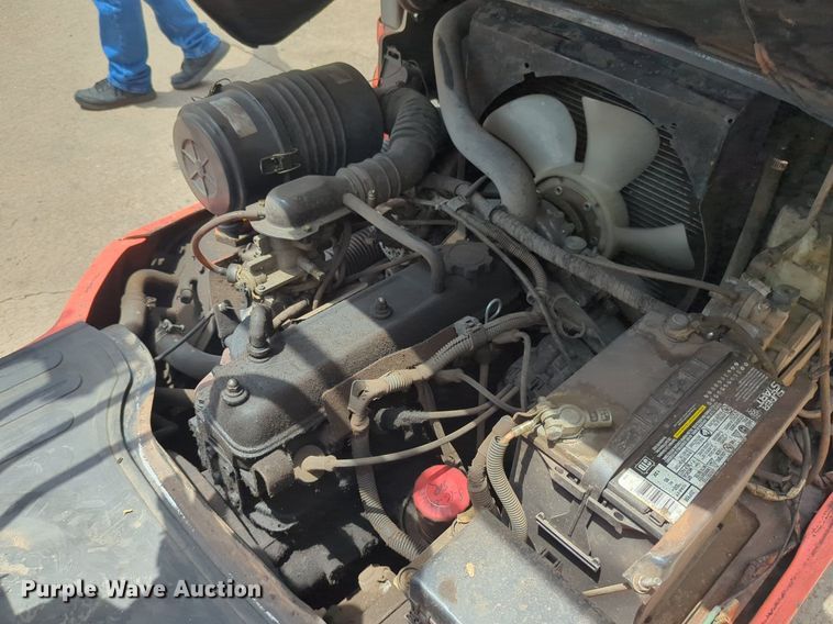 image for item NW9660 1999 Toyota 7FGCU25 forklift