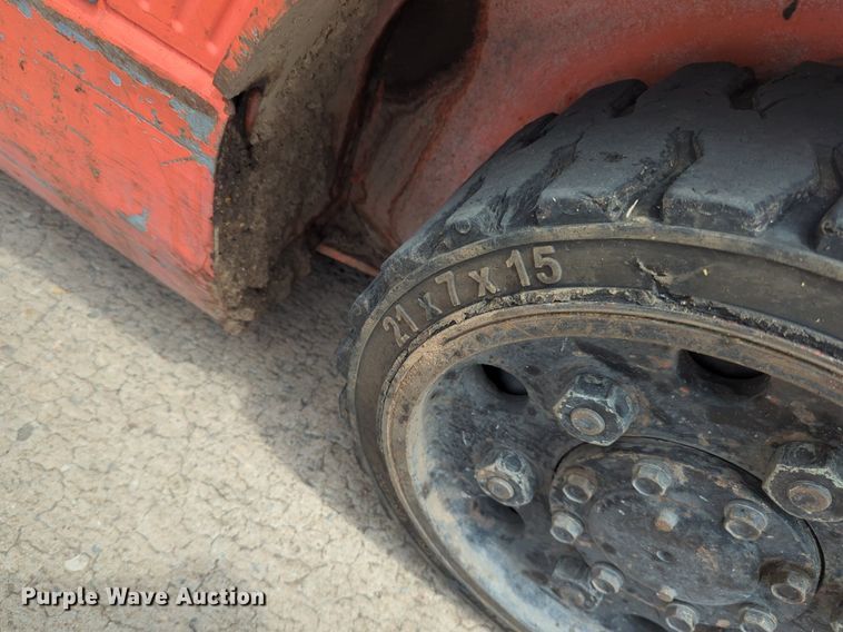 image for item NW9660 1999 Toyota 7FGCU25 forklift