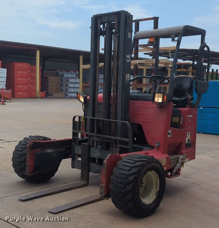 image for item NW9661 2014 Moffett M55 forklift