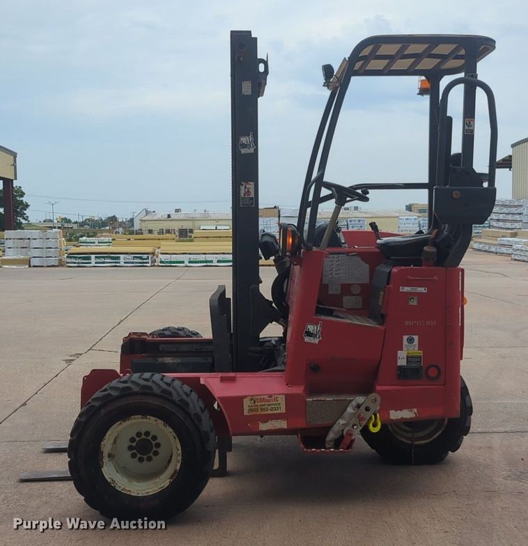 image for item NW9661 2014 Moffett M55 forklift