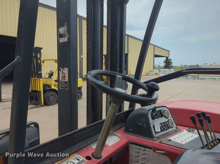 image for item NW9661 2014 Moffett M55 forklift