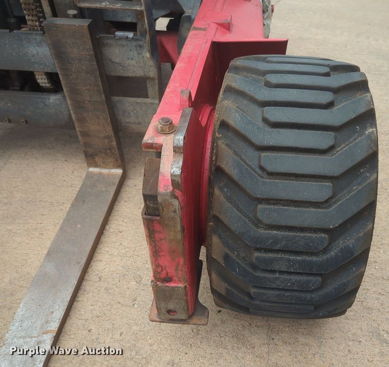 image for item NW9661 2014 Moffett M55 forklift