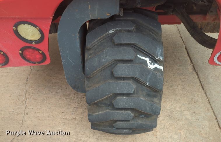 image for item NW9661 2014 Moffett M55 forklift