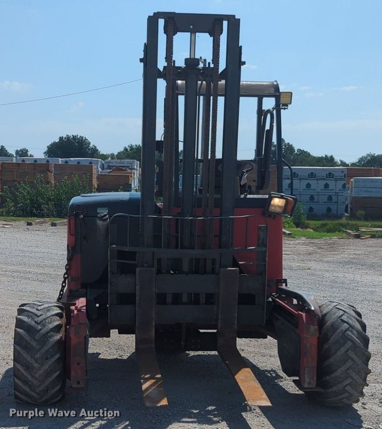 image for item NW9669 Moffett M55 forklift