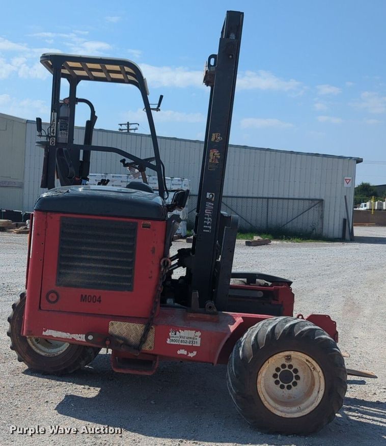 image for item NW9669 Moffett M55 forklift