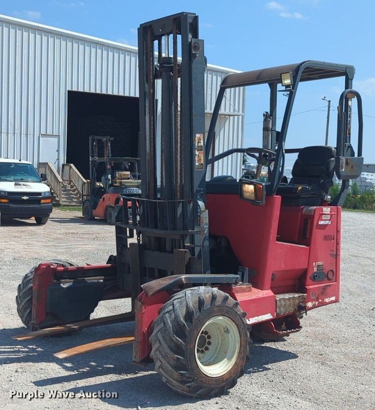 image for item NW9669 Moffett M55 forklift