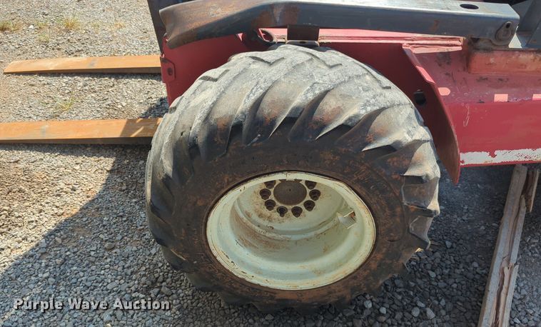 image for item NW9669 Moffett M55 forklift