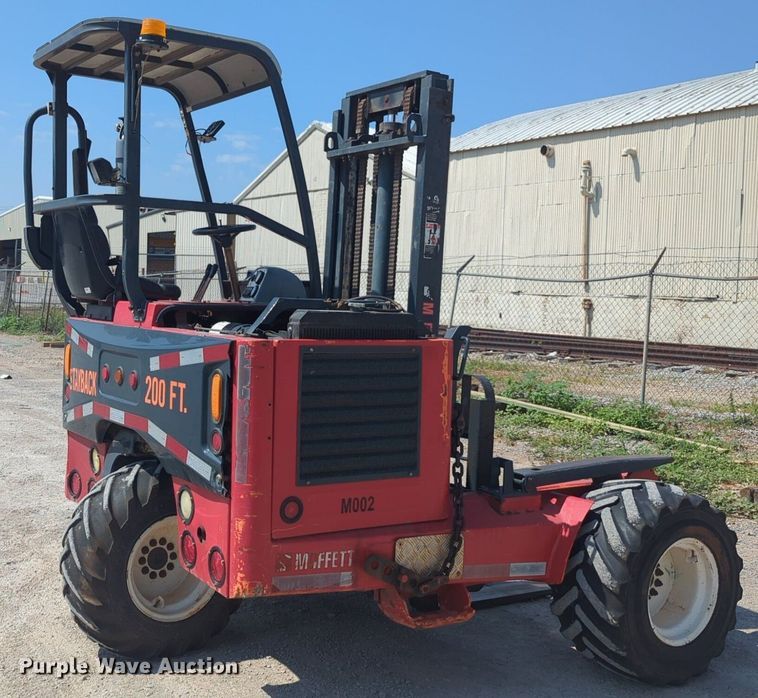 image for item NW9671 2006 Moffet M55 forklift