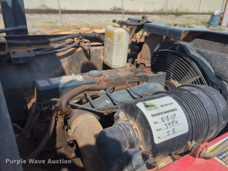 image for item NW9671 2006 Moffet M55 forklift