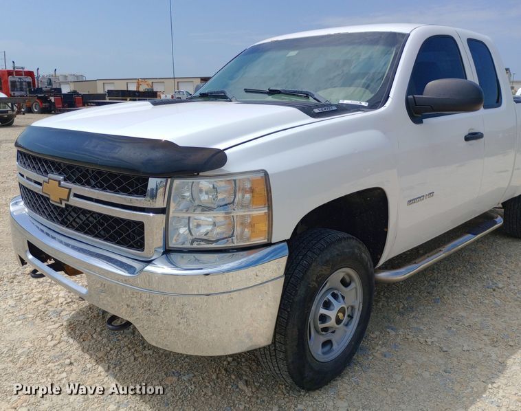 image for item NY9306 2013 Chevrolet Silverado 2500HD Ext. Cab pickup truck