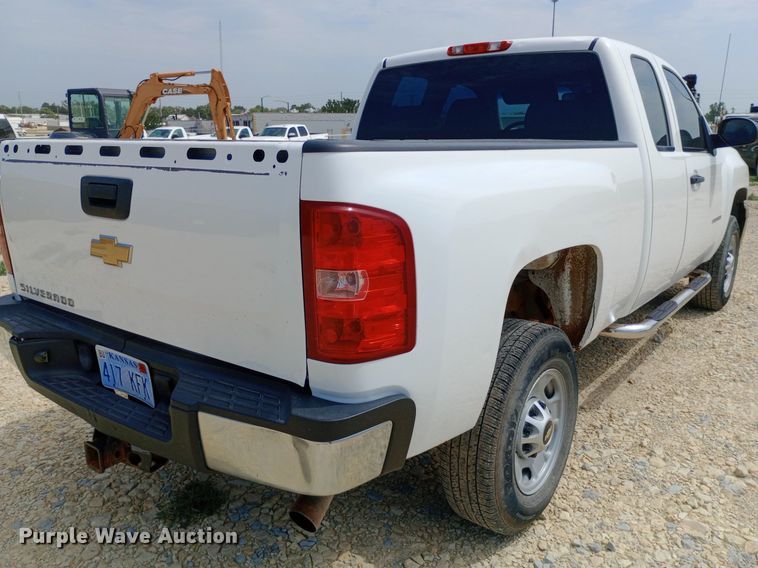 image for item NY9306 2013 Chevrolet Silverado 2500HD Ext. Cab pickup truck