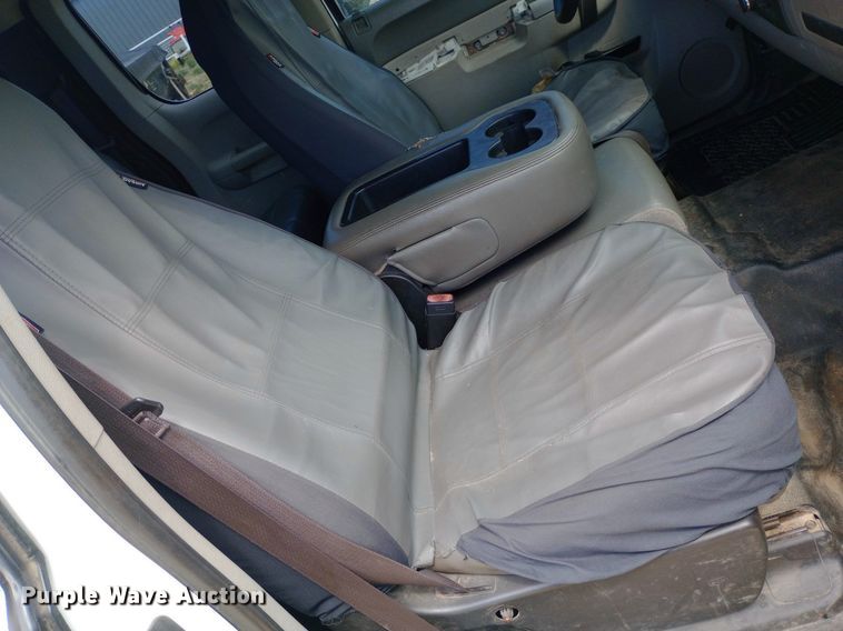 image for item NY9306 2013 Chevrolet Silverado 2500HD Ext. Cab pickup truck