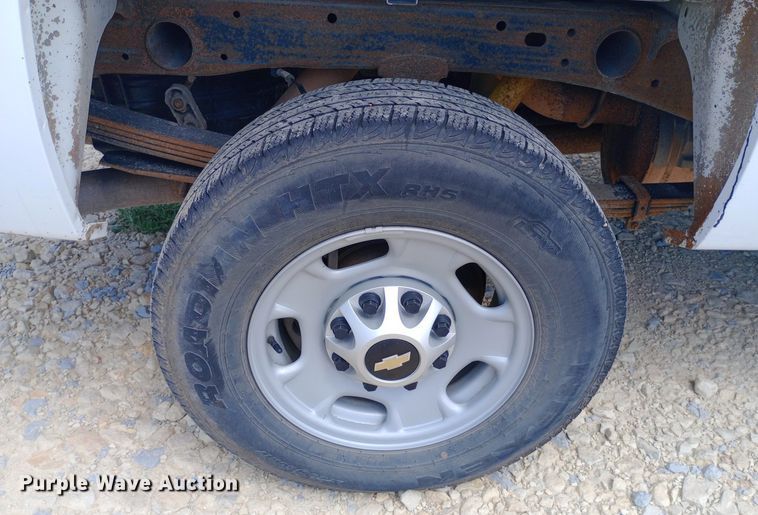 image for item NY9306 2013 Chevrolet Silverado 2500HD Ext. Cab pickup truck