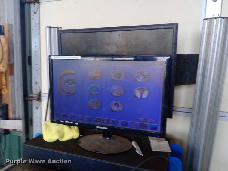 image for item NY9361 Hofmann alignment machine 