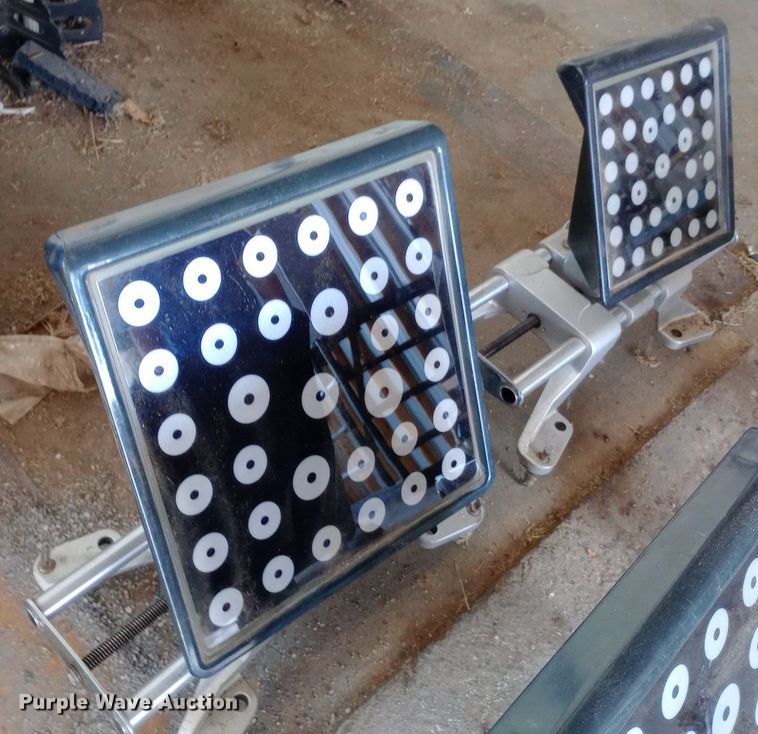 image for item NY9361 Hofmann alignment machine 