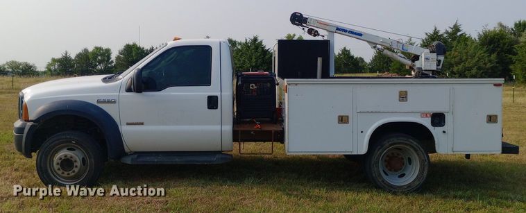 image for item NY9369 2007 Ford F550 Super Duty XL utility / service truck