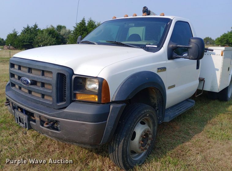 image for item NY9369 2007 Ford F550 Super Duty XL utility / service truck