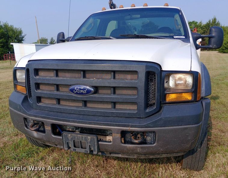 image for item NY9369 2007 Ford F550 Super Duty XL utility / service truck