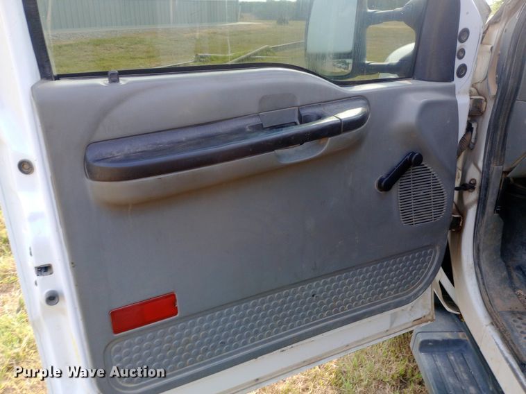 image for item NY9369 2007 Ford F550 Super Duty XL utility / service truck