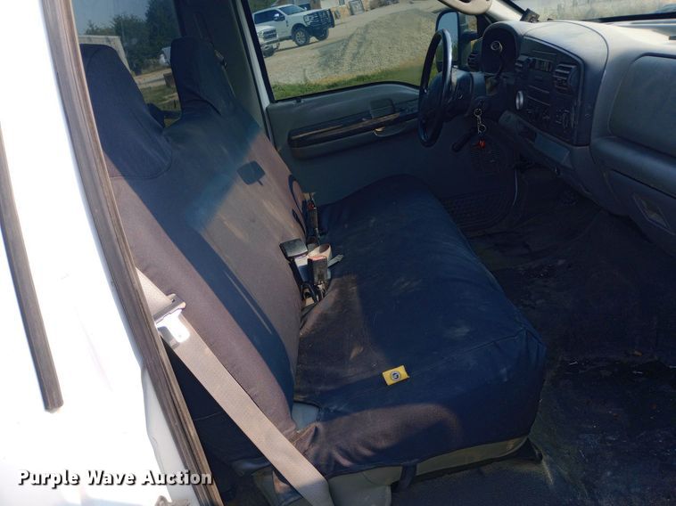 image for item NY9369 2007 Ford F550 Super Duty XL utility / service truck
