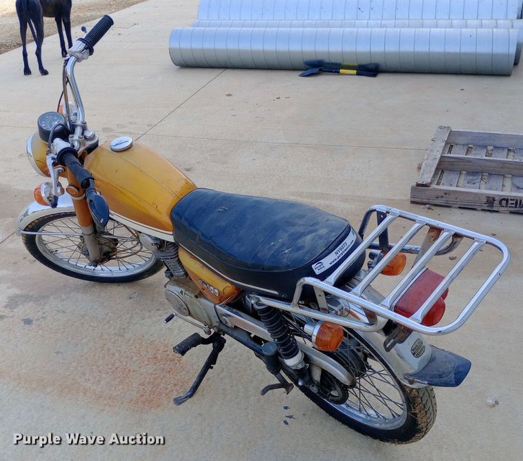 image for item NY9373 1973 Honda CB100 motorcycle