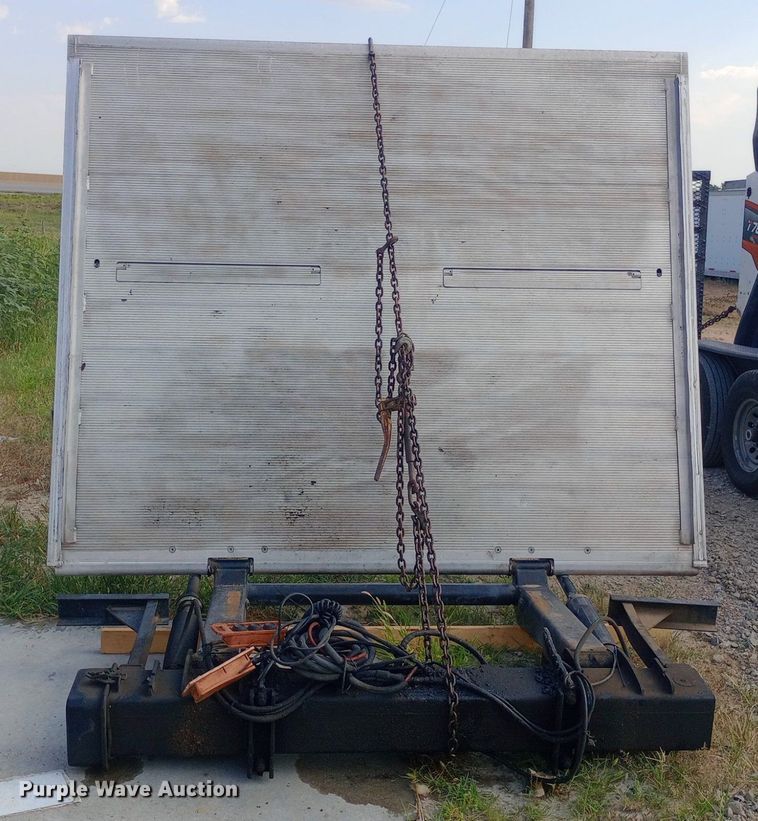 image for item NY9384 Lift gate