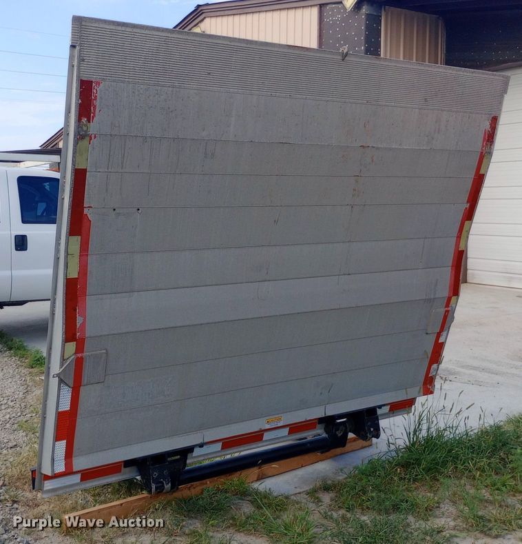 image for item NY9384 Lift gate