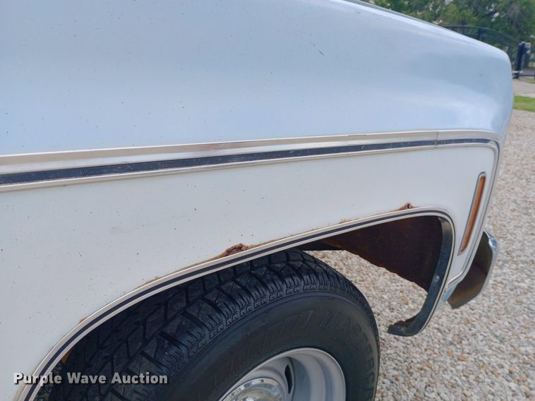 image for item NY9386 1976 Chevrolet  Scotsdale pickup truck