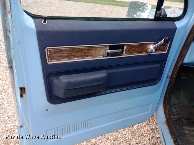 image for item NY9386 1976 Chevrolet  Scotsdale pickup truck