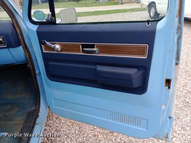 image for item NY9386 1976 Chevrolet  Scotsdale pickup truck