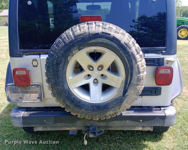 image for item NY9405 2004 Jeep Wrangler SUV