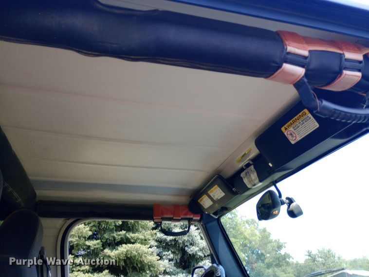 image for item NY9405 2004 Jeep Wrangler SUV