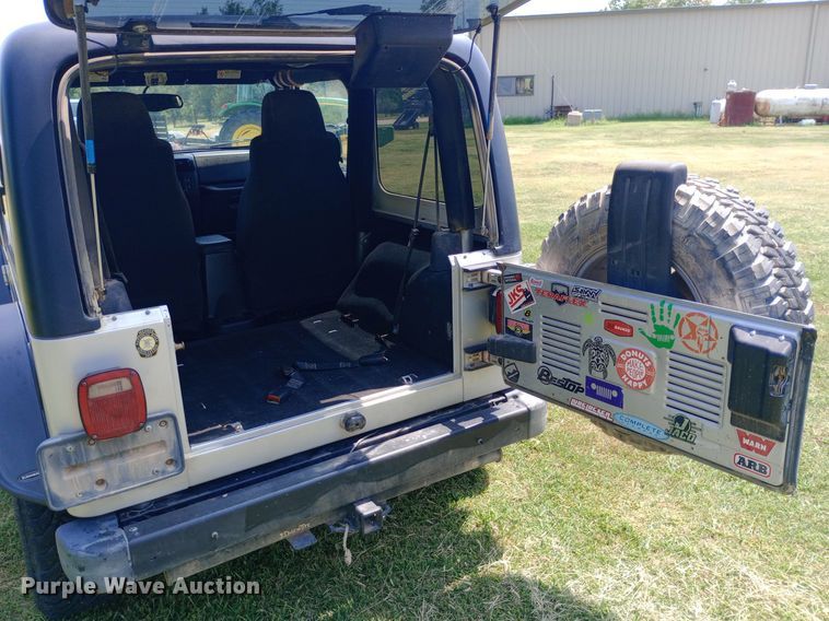 image for item NY9405 2004 Jeep Wrangler SUV