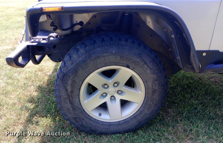 image for item NY9405 2004 Jeep Wrangler SUV