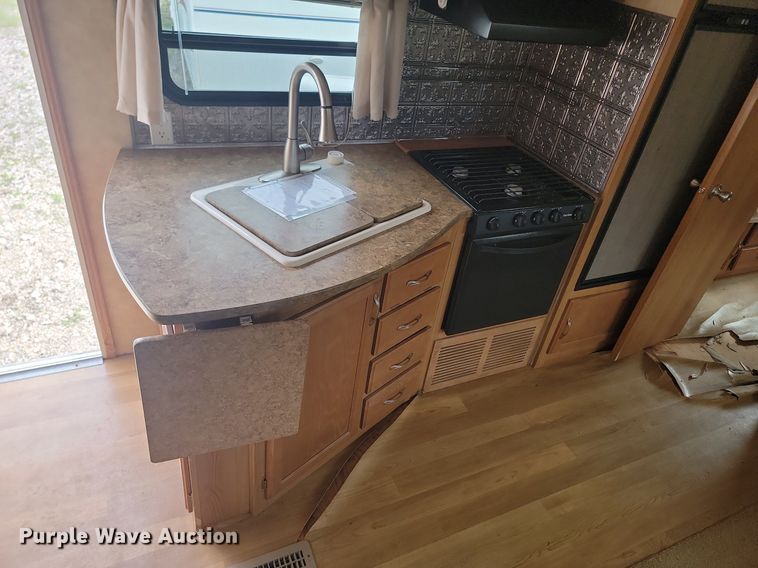 image for item NZ9823 2008 K-Z Durango  camper