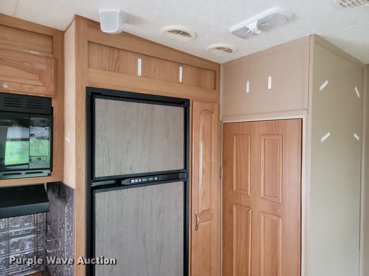 image for item NZ9823 2008 K-Z Durango  camper