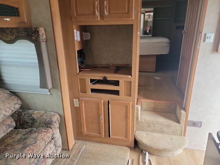 image for item NZ9823 2008 K-Z Durango  camper