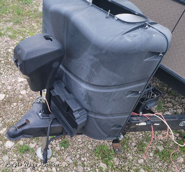 image for item NZ9825 2015 Forest River Lockwood 2504S camper