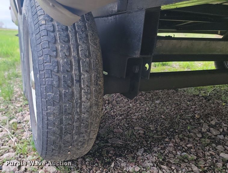 image for item NZ9825 2015 Forest River Lockwood 2504S camper