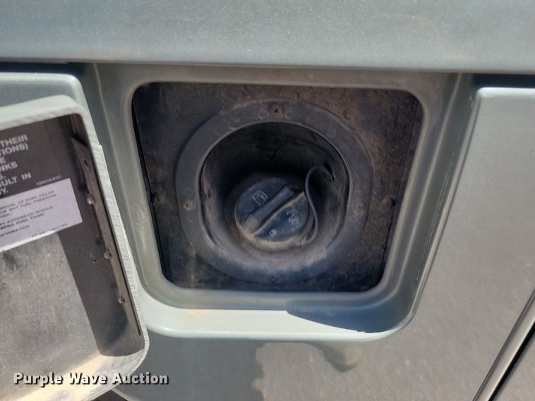 image for item NZ9932 2006 Winnebago Adventurer 35A RV