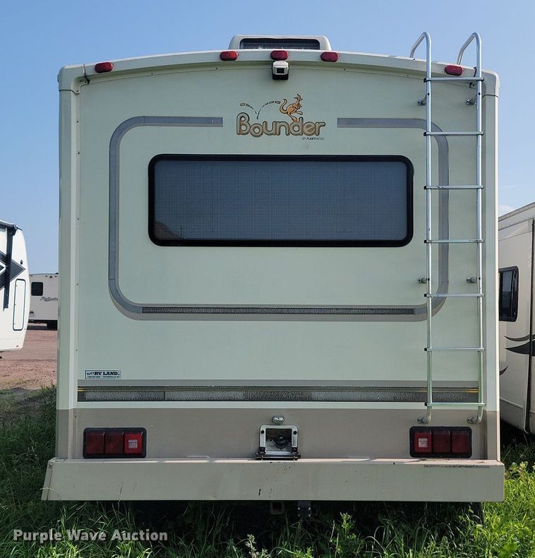 image for item OD9588 1995 American Dream Ford35 Bounder RV