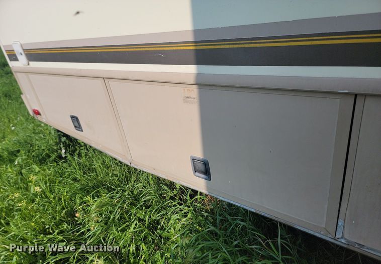 image for item OD9588 1995 American Dream Ford35 Bounder RV