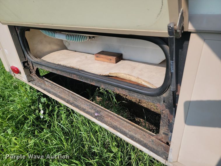 image for item OD9588 1995 American Dream Ford35 Bounder RV