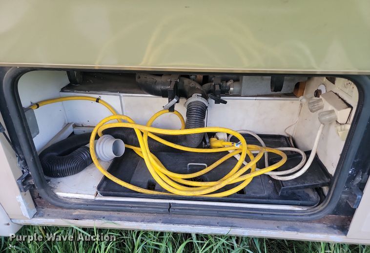 image for item OD9588 1995 American Dream Ford35 Bounder RV